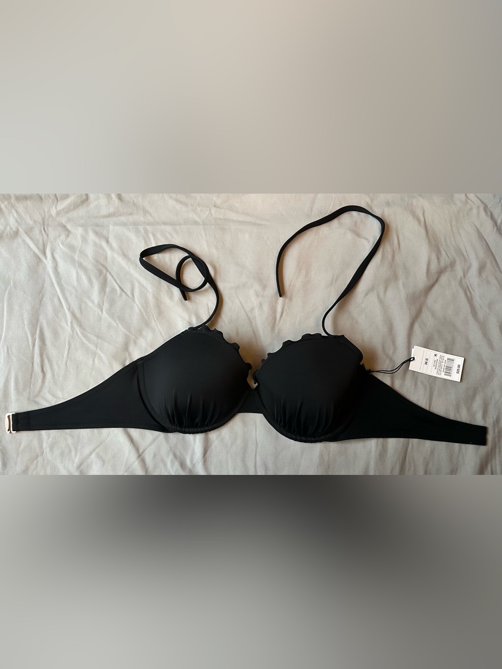 Lightly Lined Ruffle Bikini Top from Shade & Shore Size 36D New